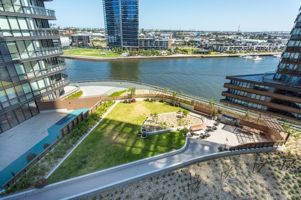 Wyndel Apartments - Riverside On Collins Мельбурн Экстерьер фото